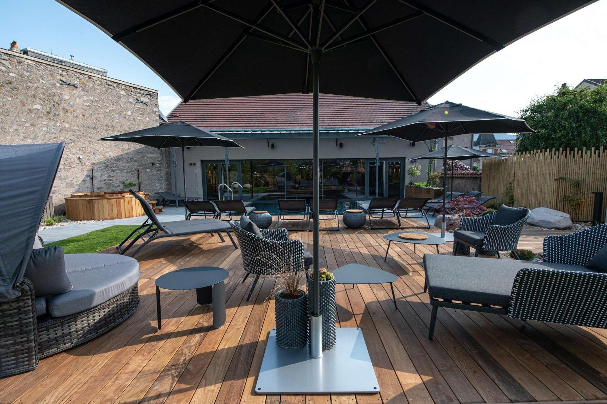 Best Western Premier Le Chapitre Hotel And Spa Remiremont Exterior foto