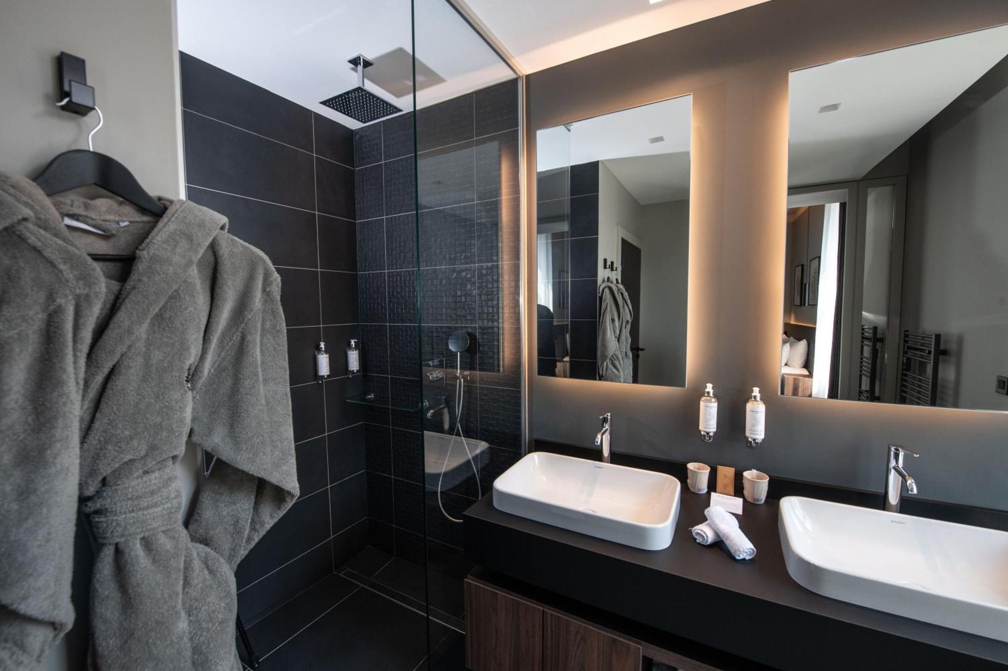 Best Western Premier Le Chapitre Hotel And Spa Remiremont Exterior foto